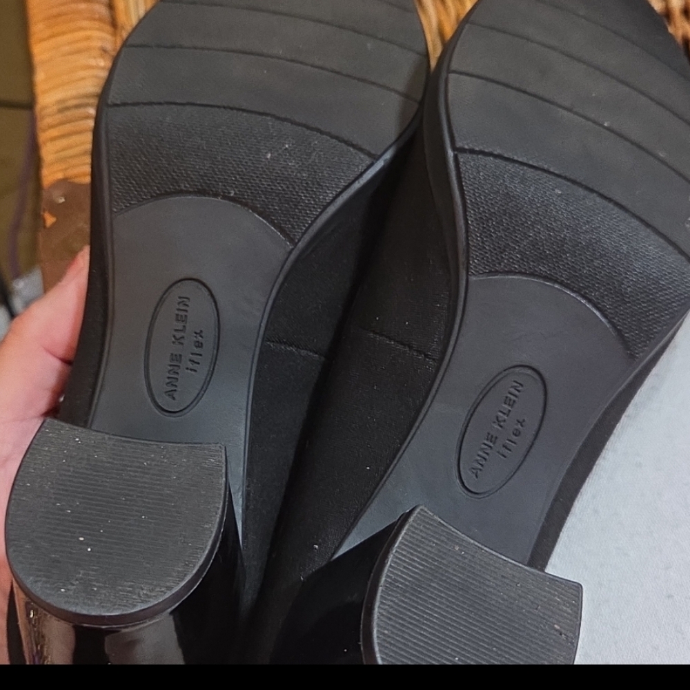 EUC! Anne Klein IFlex Black Heels - Picture 5 of 7